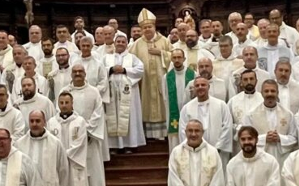 PREGA per il tuo sacerdote